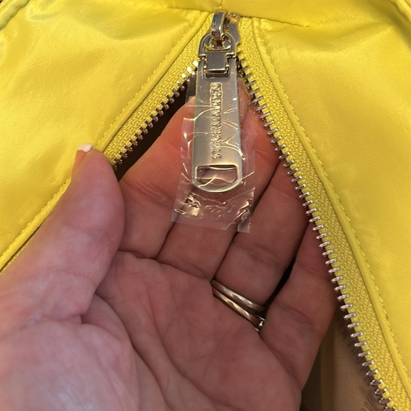 Steve Madden travel bag - Picture 12 of 16